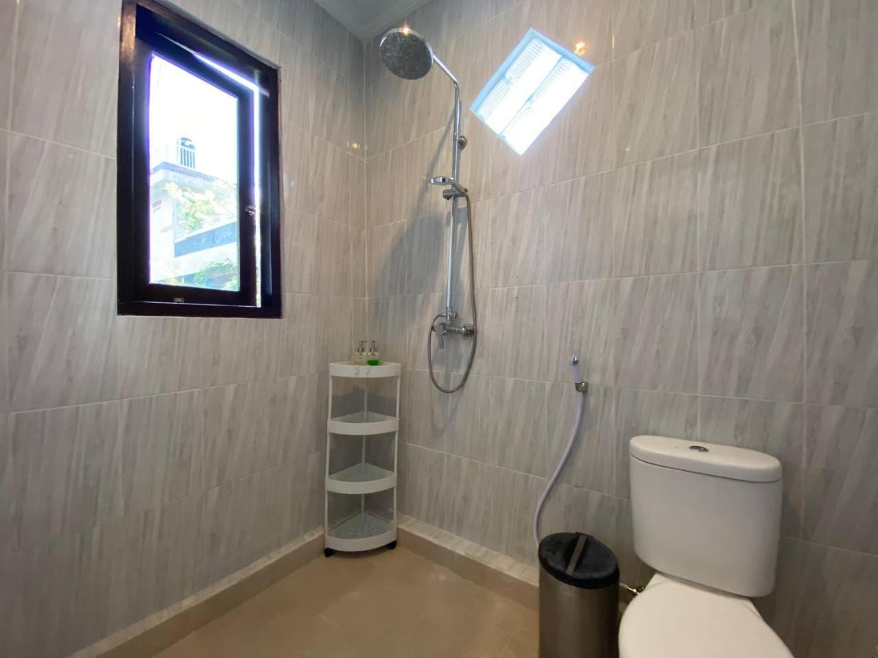 סמיניאק Villa Mayu Dedaries מראה חיצוני תמונה